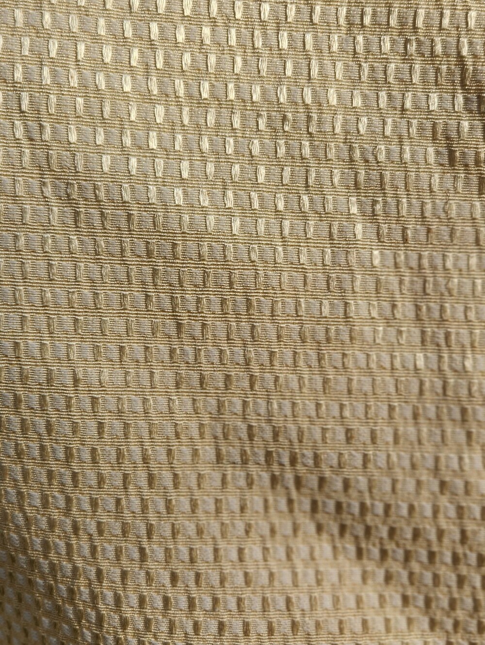 Two toned gold/yellow made with an easy care fabric....Great color